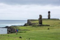Kaum zu glauben, wir stehen im Nirgendwo auf einer kleinen Insel im Pazifik und schauen auf 1500 Jahre alte Steinfiguren.